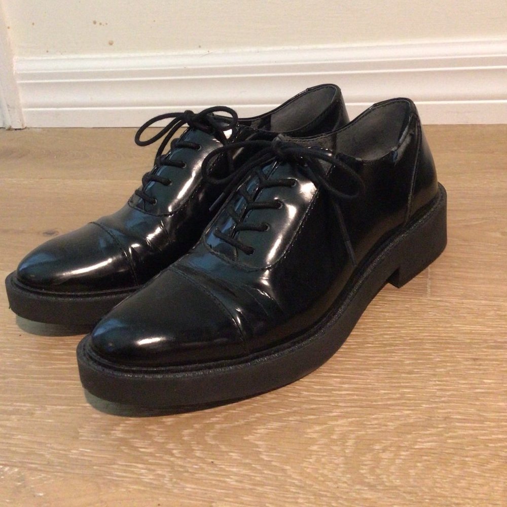 Guess Derbies Shoes Women’s Size 7.5 M Black